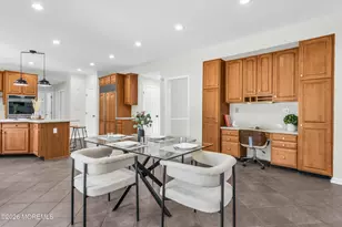 411 Peter Forman Dr, Freehold, NJ 07728 - Photo 23