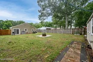 318 Hemlock Dr, Lanoka Harbor, NJ 08734 - Photo 19