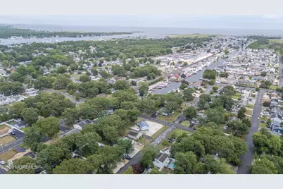 318 Hemlock Drive, Lanoka Harbor, NJ 08734 - Photo 31