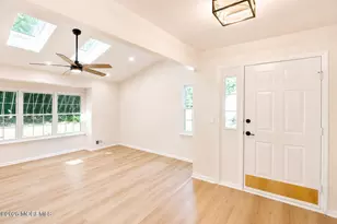 99 Oak Ln, Eatontown, NJ 07724 - Photo 5
