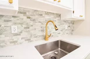 99 Oak Ln, Eatontown, NJ 07724 - Photo 7