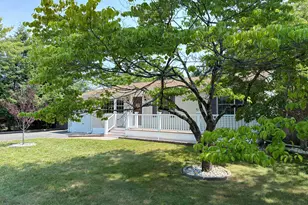 4 Glen Rd, Howell Township, NJ 07731 - Photo 5