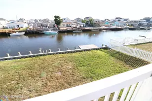 17 W Delaware Dr, Little Egg Harbor, NJ 08087 - Photo 25