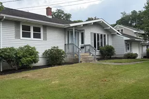 717 Howell Dr, Brielle, NJ 08730 - Photo 1