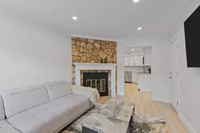 40 Wareham Court, Scotch Plains Township, NJ 07076 - Photo 3