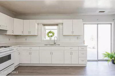 58 Dodd Street, Laurence Harbor, NJ 08879 - Photo 7