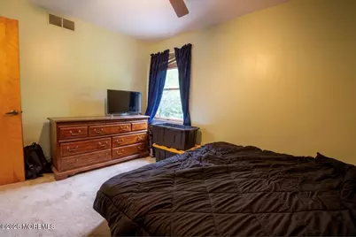 546 Roosevelt Avenue, Toms River Township, NJ 08753 - Photo 9