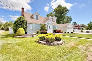 27 3rd Ave, Toms River Township, NJ 08757 - Photo 1
