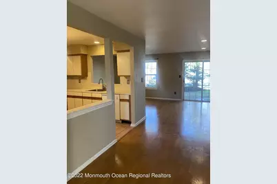 887 Crimson Court, Morganville, NJ 07751 - Photo 5
