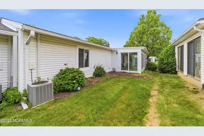 66B Essex Road, Monroe Township, NJ 08831 - Photo 21