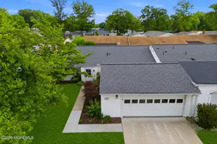 66B Essex Rd, Monroe Township, NJ 08831 - Photo 27