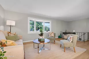 564 Morley Ct, Middletown, NJ 07718 - Photo 9