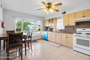 25 Rainier Dr, Brick, NJ 08724 - Photo 7