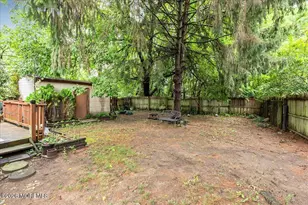 512 Henry Pl, Middletown, NJ 07748 - Photo 27