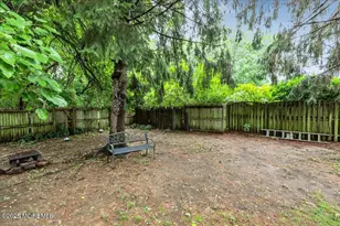 512 Henry Pl, Middletown, NJ 07748 - Photo 29