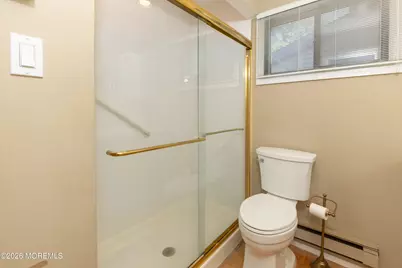 33 Hampton Court, Red Bank, NJ 07701 - Photo 17