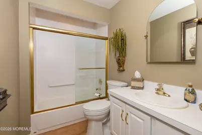 33 Hampton Court, Red Bank, NJ 07701 - Photo 15