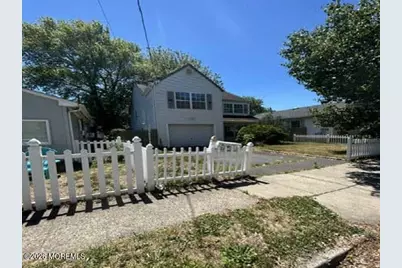90 Monmouth Avenue, Middletown, NJ 07748 - Photo 1