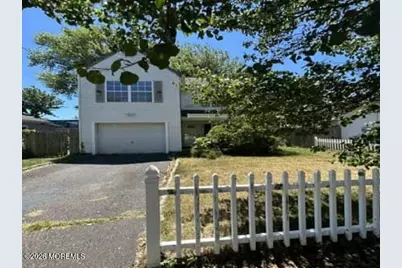 90 Monmouth Avenue, Middletown, NJ 07748 - Photo 3