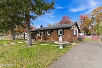 215 Sunset Lane, Howell Township, NJ 07731 - Photo 27