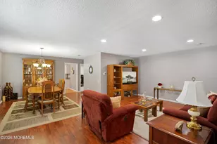 212 N Pondview Blvd, Monroe Township, NJ 08831 - Photo 3