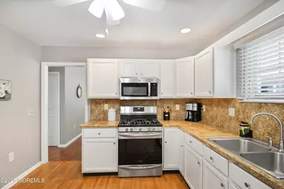 212 N Pondview Boulevard #212, Monroe Township, NJ 08831 - Photo 13