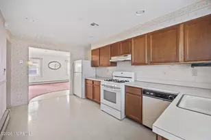 24 Merrilee Ln, Toms River Township, NJ 08757 - Photo 11