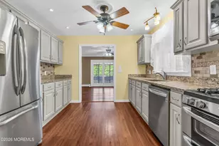 13 Grant Ave, Toms River Township, NJ 08753 - Photo 11