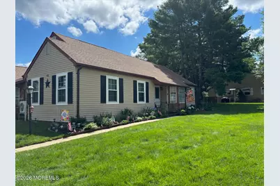 11 Amesbury Road #E, Whiting, NJ 08759 - Photo 3