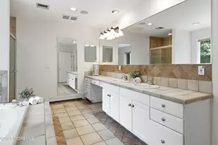 27 Westgate Ct, Colts Neck Township, NJ 07722 - Photo 35
