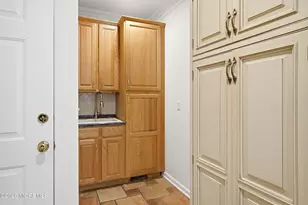 27 Westgate Ct, Colts Neck Township, NJ 07722 - Photo 21