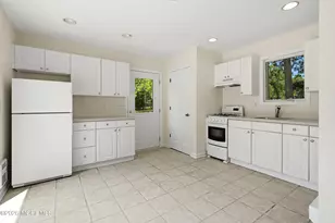 27 Westgate Ct, Colts Neck Township, NJ 07722 - Photo 51
