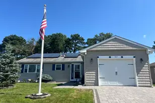 365 Port Royal Dr, Toms River Township, NJ 08757 - Photo 1