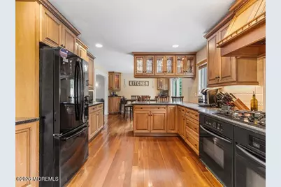 15 Coventry Drive, Freehold, NJ 07728 - Photo 9