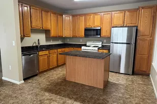 363 St Andrews Pl, Manalapan Township, NJ 07726 - Photo 3