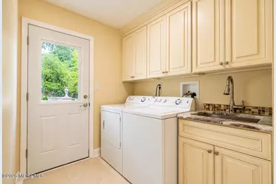 18 Carrie Drive, Marlboro Township, NJ 07746 - Photo 21
