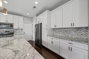 27 Goshawk Ct, Morganville, NJ 07751 - Photo 19