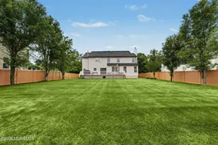 27 Goshawk Ct, Morganville, NJ 07751 - Photo 49