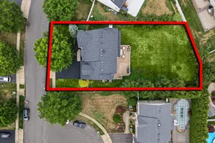 27 Goshawk Ct, Morganville, NJ 07751 - Photo 7