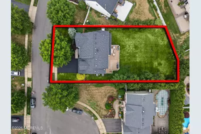 27 Goshawk Court, Morganville, NJ 07751 - Photo 63