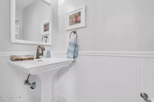 71 S Manor Ct, Wall Township, NJ 07719 - Photo 23