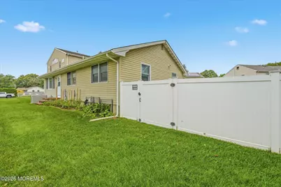 89 Venus Lane, Toms River Township, NJ 08753 - Photo 11