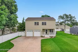 89 Venus Ln, Toms River Township, NJ 08753 - Photo 3