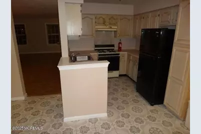422 Indigo Court, Morganville, NJ 07751 - Photo 5