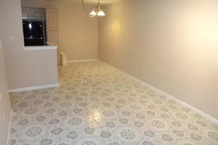 422 Indigo Ct, Morganville, NJ 07751 - Photo 5