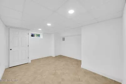 21 Park Avenue, Hazlet Township, NJ 07730 - Photo 33