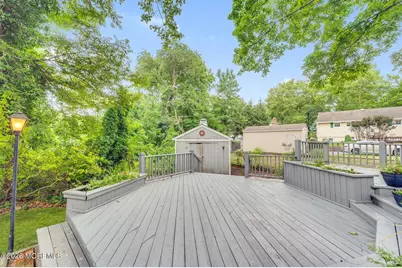 21 Park Avenue, Hazlet Township, NJ 07730 - Photo 29