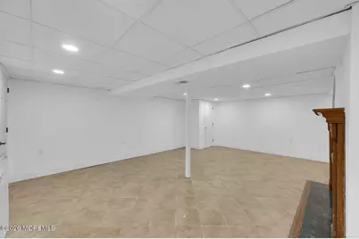 21 Park Avenue, Hazlet Township, NJ 07730 - Photo 31