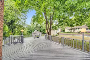 21 Park Ave, Hazlet Township, NJ 07730 - Photo 27