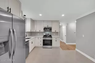 21 Park Ave, Hazlet Township, NJ 07730 - Photo 5
